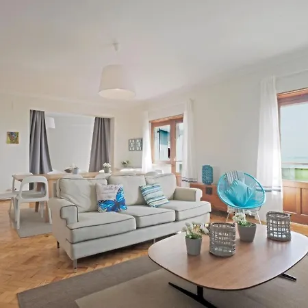 Fuer 19 Personen Und 1 Kind In Lissabon, Regio De Costa De - B58256 Apartment